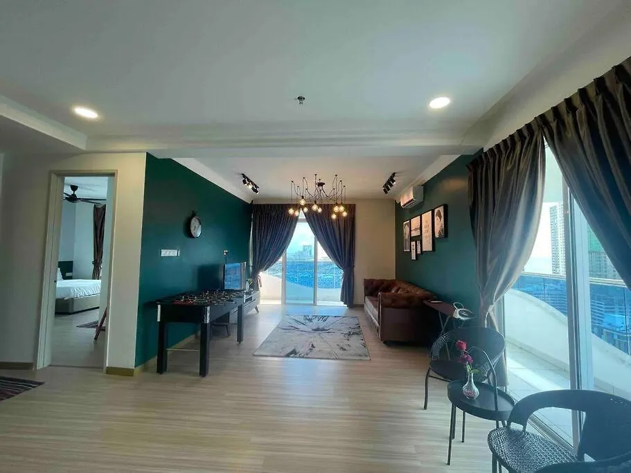 The Wave @2+1Br Seaview / 10Pax / 3 Balcony / 1Km Jonker Apartment Malacca